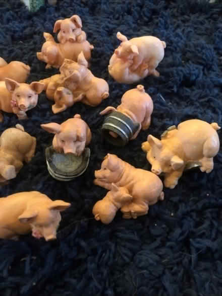 Photo of free Pig Ornaments (Cheshunt En8) #3