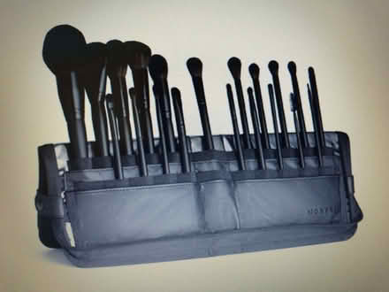 Photo of free Portfolio case for make-up brushes (Radford Semele CV31) #2