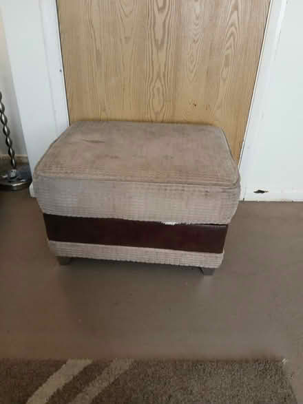 Photo of free Footrest/storage thing (Cheddington LU7) #1