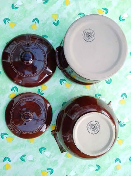 Photo of free 2 vintage oven dishes with lids (Furzton MK4) #1