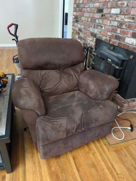 Photo of free Large recliner, brown (near Boeing Creek Park) #1