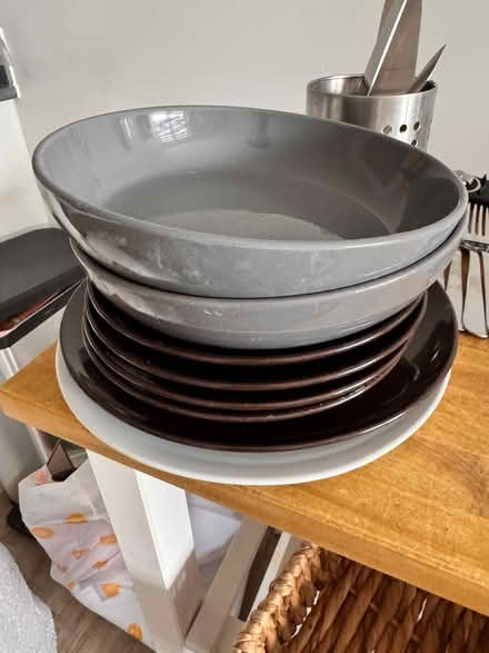 Photo of free Cookware, silverware and china. (The Image HP2) #1