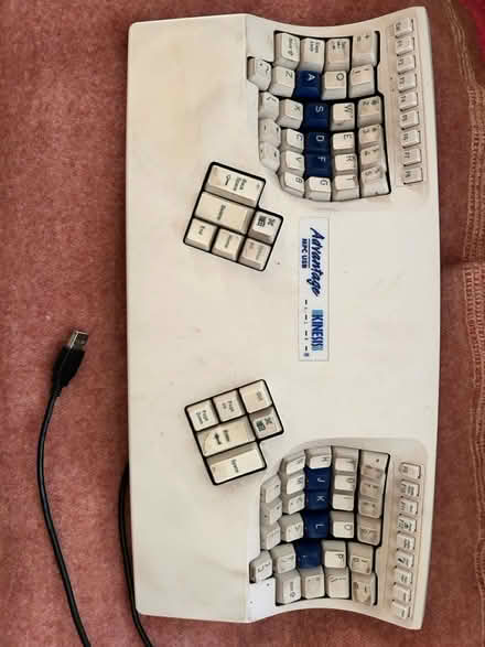 Photo of free Kinesis ergonomic keyboard (Bothell) #1