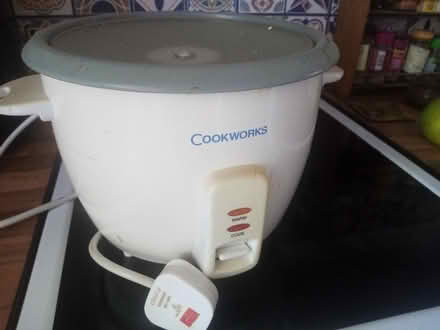 Photo of free Electric rice cooker (Hillsborough S6) #1