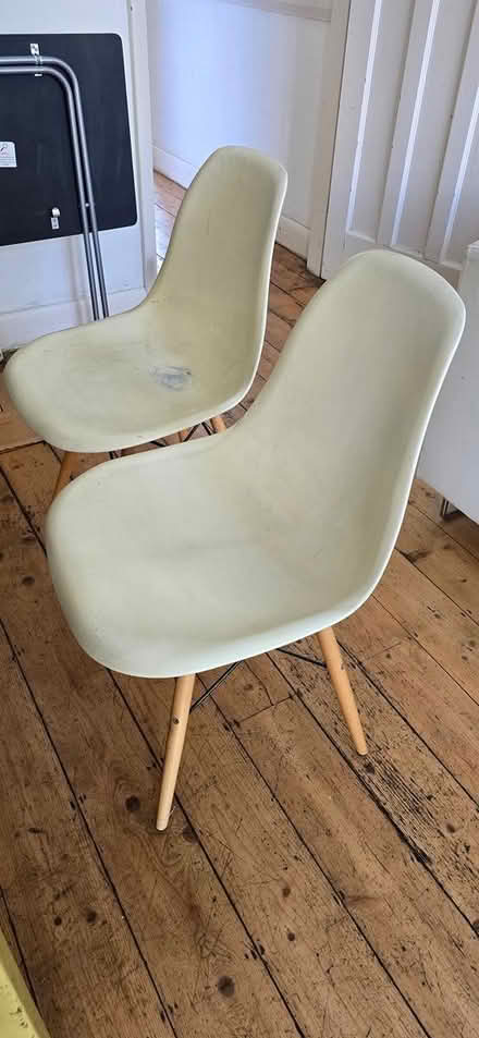 Photo of free Dining chairs x4 (Twickenham TW1) #1
