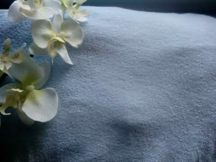 Photo of free Queensize patchwork-style throw +2 double size fitted sheets (Gilmerton EH17) #4