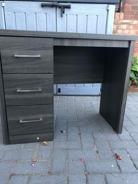 Photo of free Small desk (Northolt) #2