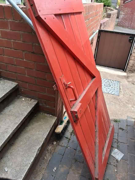 Photo of free Shed door (mansfield woodhouse NG19) #1