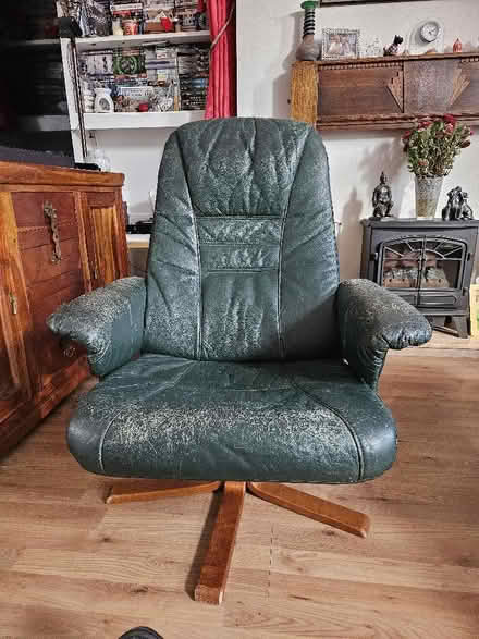 Photo of free Green Recliner Swivel Chair (Wesham PR4) #1