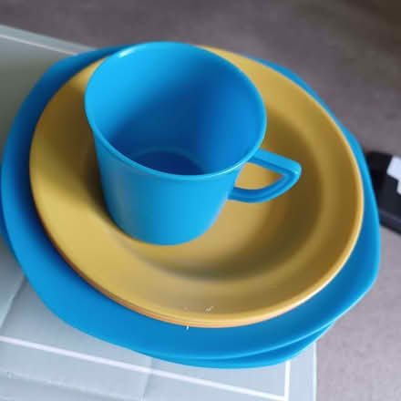 Photo of free plastic camping plates + 1 mug (Summertown OX2) #1