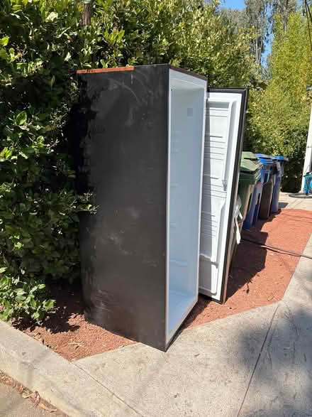 Photo of free Fridge, bottom half still works (Silver Lake Blvd.) #3
