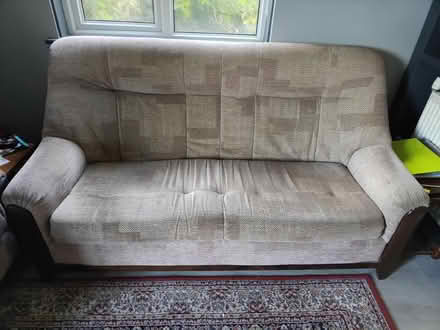 Photo of free Lounge suite (KY6 Glenrothes) #1