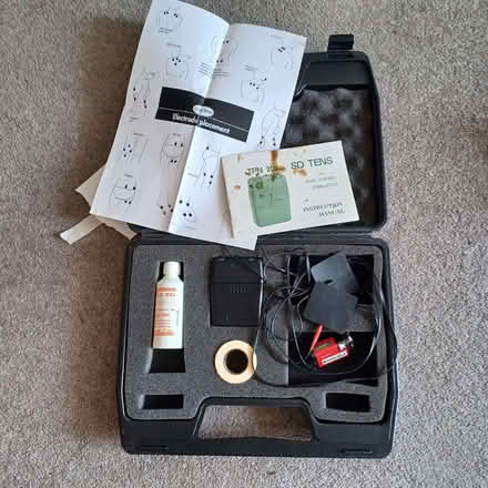 Photo of free TENS machine, old but still working (& possibly never used) (Summertown OX2) #1