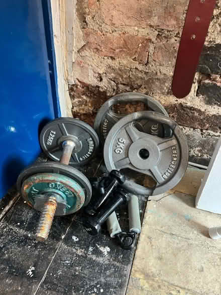 Photo of free Barbell and miscellaneous weights (Penge, SE20) #2