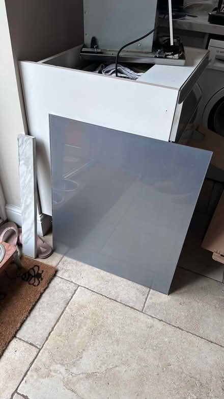 Photo of free Glass Splashback 60 x 70cm (Woodbridge IP12) #1