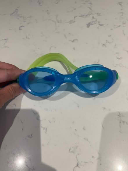 Photo of free Kids Zoggs goggles (CB5) #1