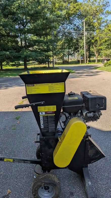 Photo of free Stanley Wood and Leaf Chipper (185 Quakertown Road, Pittstown) #2