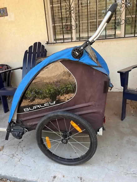 Photo of free Burley bike trailer (Washington and Lomas) #2