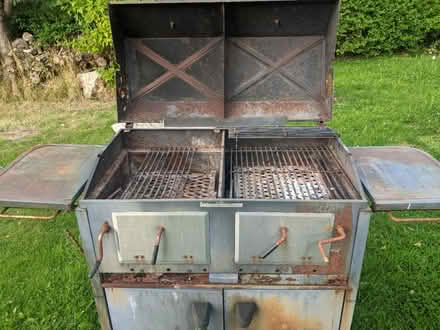 Photo of free BBQ (CW6 0sz) #2