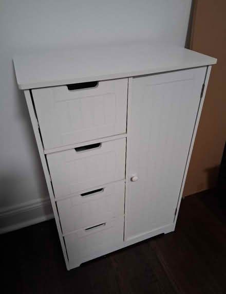 Photo of free Bathroom or entryway cabinet (Lefferts Gardens) #1