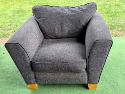 Photo of free Sofa chair (LU2) #1