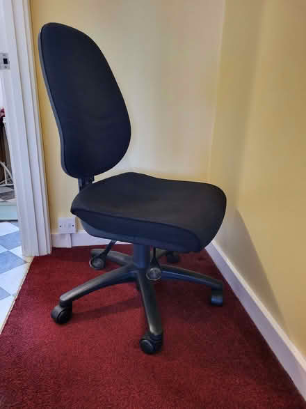 Photo of free Swivel chair (Northwood HA6) #3
