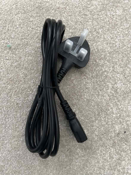 Photo of free IEC Cable (kettle lead) (Sawbridgeworth, CM21) #1