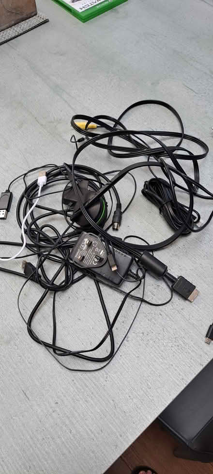 Photo of free Cables playstation sky,Xbox headset (COP YO23) #1
