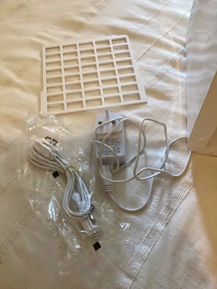 Photo of free Mini Fridge 12 can size, (Clerkenwell EC1V) #2