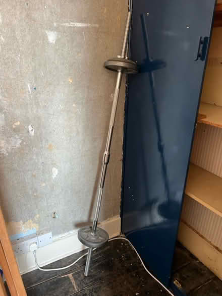 Photo of free Barbell and miscellaneous weights (Penge, SE20) #1