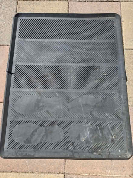 Photo of free SUV boot liner (NW10) #1