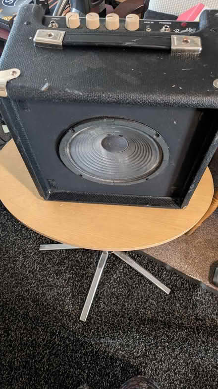 Photo of free Amplifier for Keyboard/Guitar (Stoke Newington N16) #4