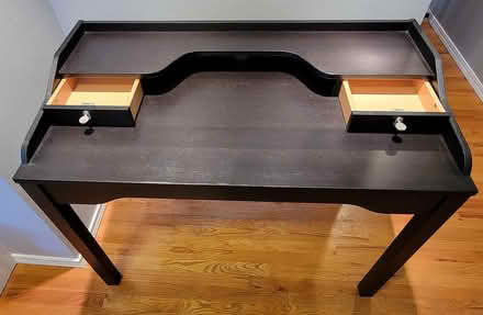 Photo of free Black Desk & 2 Lamps (Bellevue-Redmond) #4