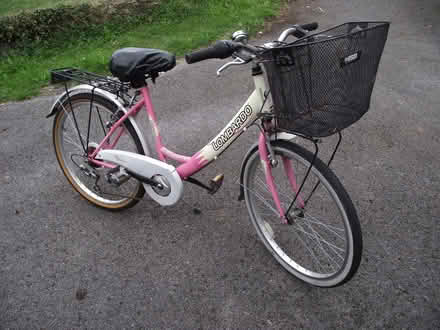 Photo of free Pink and White Lombardo Ladies Bicycle with Front Basket (Stoke Prior HR6) #2