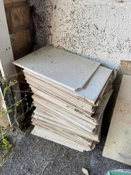 Photo of free White tiles (Castlefields) #1