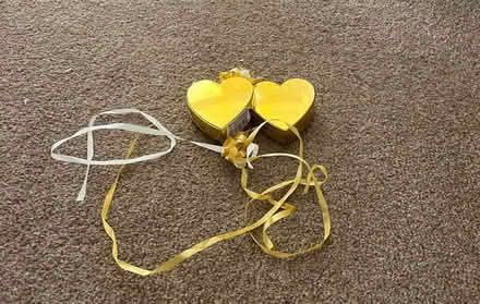 Photo of free Gold hearts balloon weight (St Julians AL1) #1