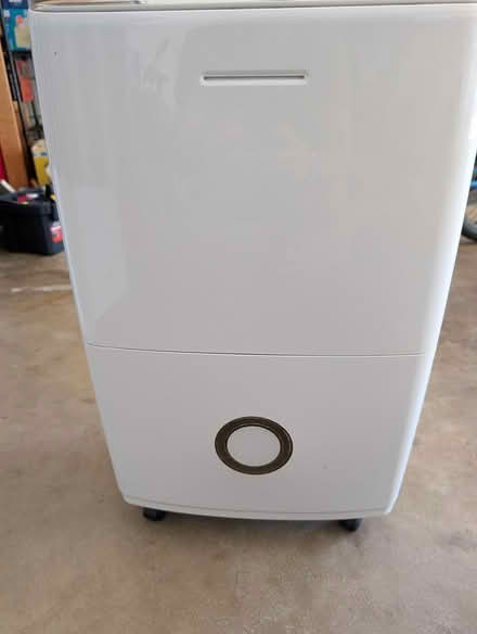 Photo of free Frigidaire dehumidifier (Vienna Hunter Mill) #2