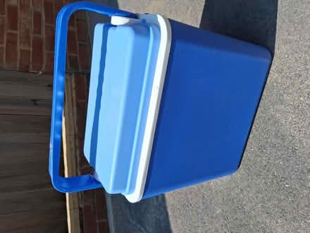 Photo of free Cool box (Lytchett Matravers, Poole BH16) #1