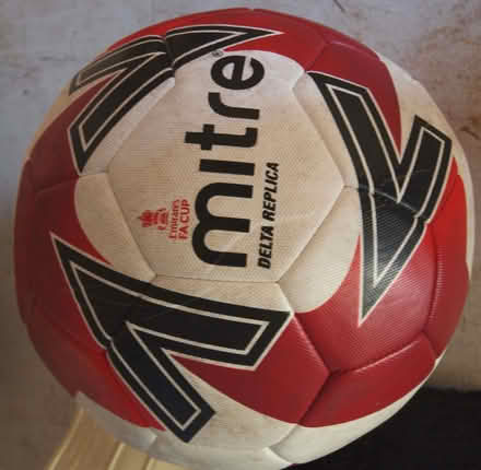 Photo of free football (Oakwood LS8) #1