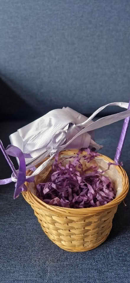 Photo of free Small basket (Loughton IG10) #2