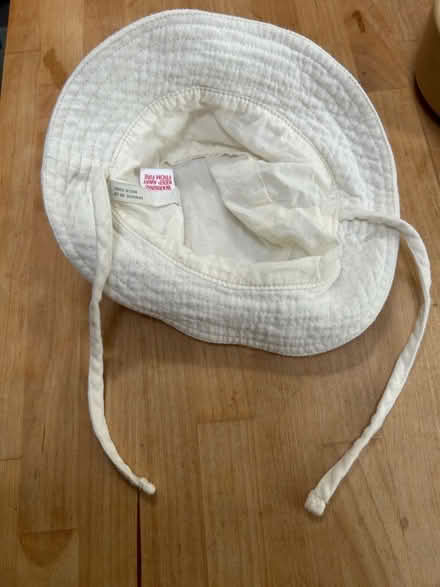 Photo of free Baby’s hat for 3 to 4 month old (Shenley Fields B29) #2
