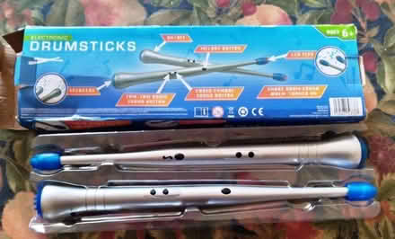 Photo of free 'Electronic drumsticks' toy (Titchfield PO14) #1