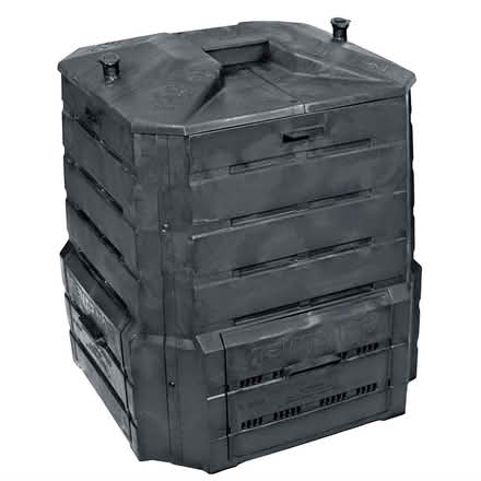 Photo of free Compost Bin & Cat Items (Redwood Pkwy & Glenview Circle) #2