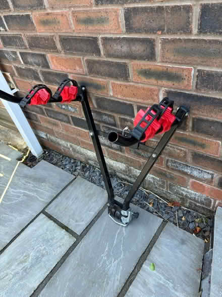 Photo of free Tow ball bike rack 2 bikes (Frodsham, wa6) #1