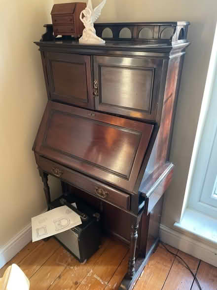 Photo of free Small Edwardian Bureau Writing Desk (Roman Road E3) #2