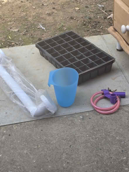 Photo of free Various items. See description (TN2) #4