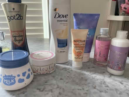 Photo of free Make up, perfume & toiletries (Maidenhead SL6) #4
