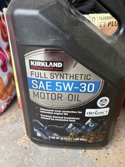 Photo of free Full Synthetic 5W-30 Motor Oil (DTC/Tech Center) #1