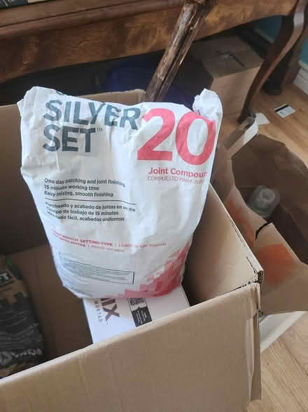 Photo of free 20 silver set joint compound (Maple Leaf / Northgate) #1