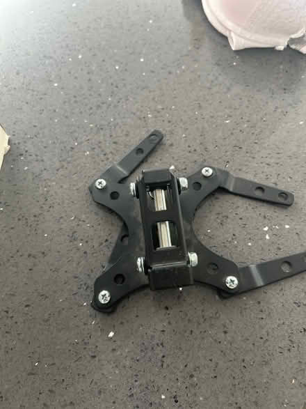 Photo of free TV bracket (Bedford MK41) #2